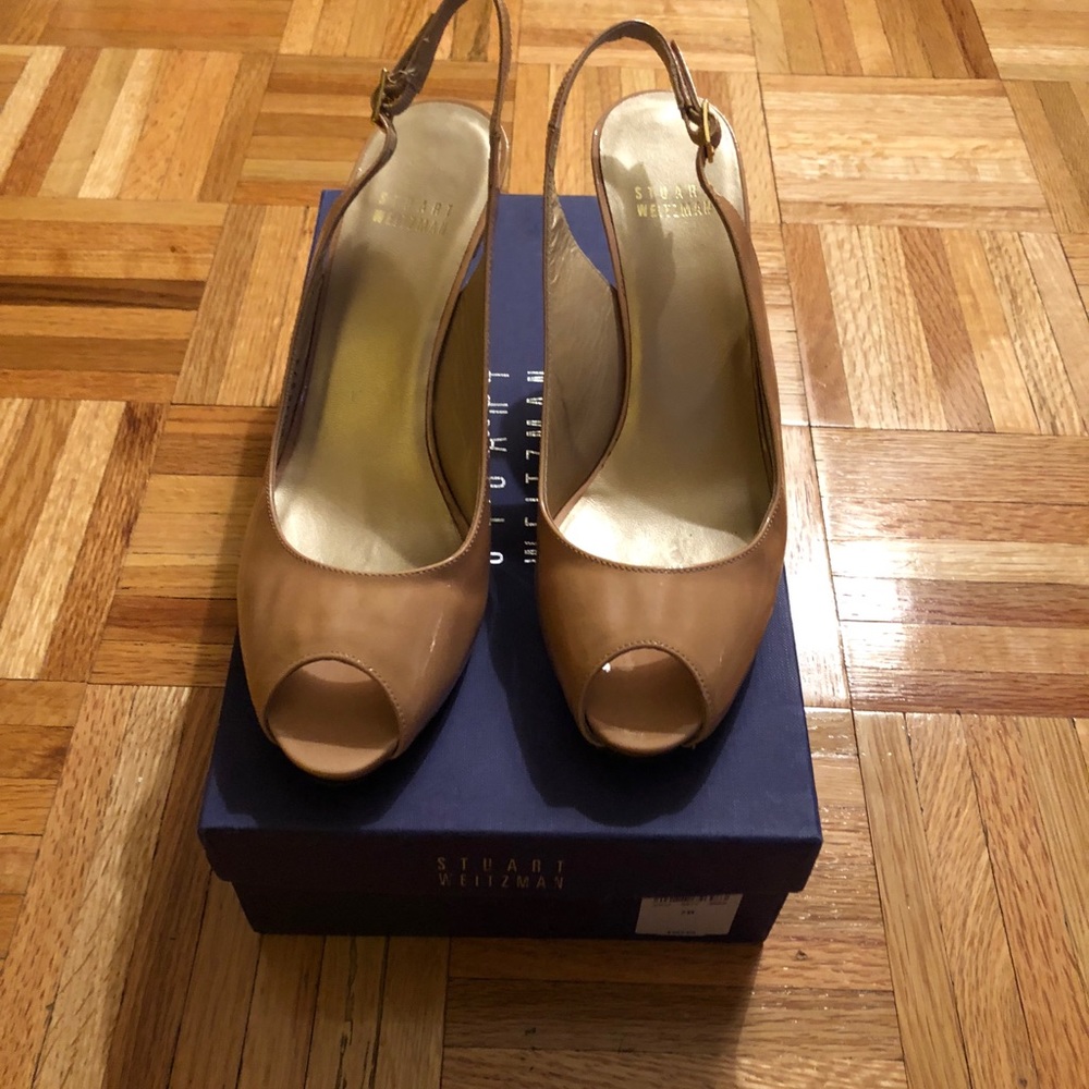 Patent leather nude sling back sandals